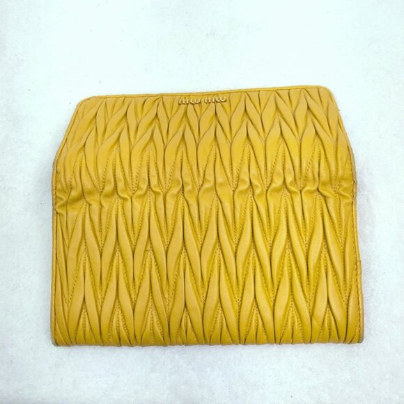 Miu Miu Wallet Matelasse Flap Long Wallet Calfskin Mustard Yellow No Returns - Picture 8 of 16